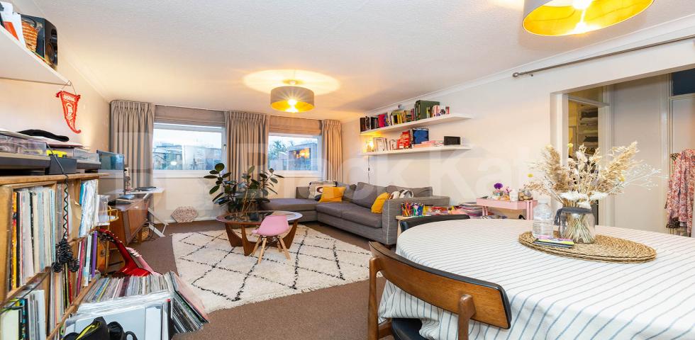 			2 Bedroom, 1 bath, 1 reception Flat			 Hillside, Crouch End Hill, Crouch End